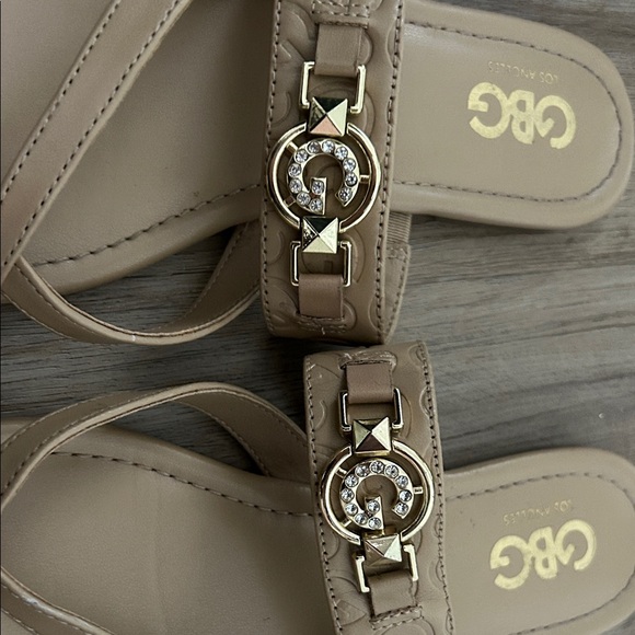 G by Guess Beige Sandals with Gold Accents - Picture 2 of 5